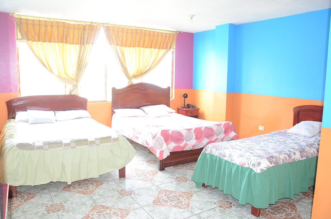 Hotel Real Madrid Riobamba Zewnętrze zdjęcie